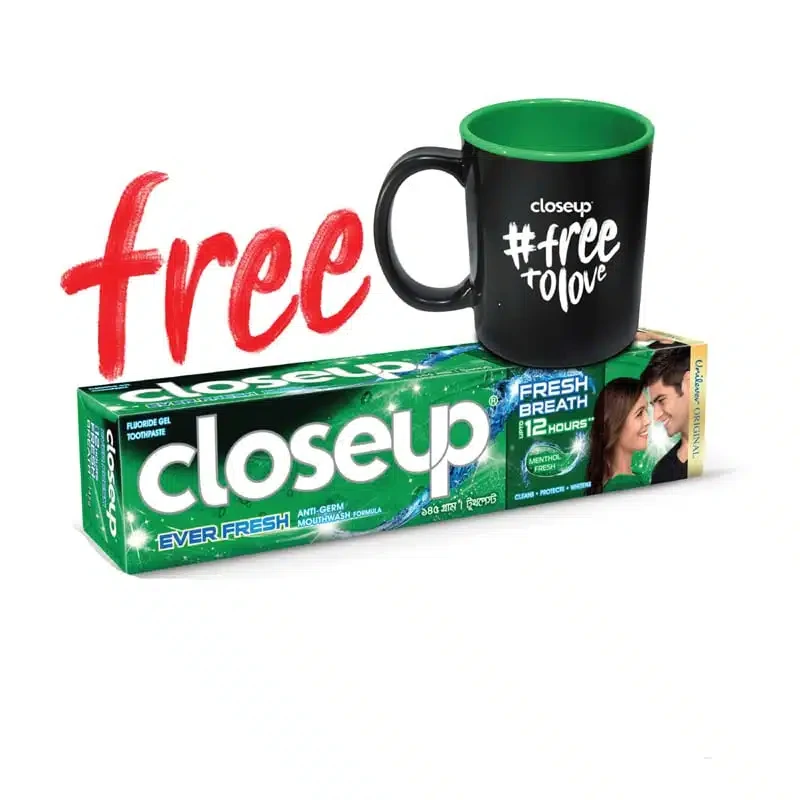 Closeup toothpaste menthol fresh 145gm